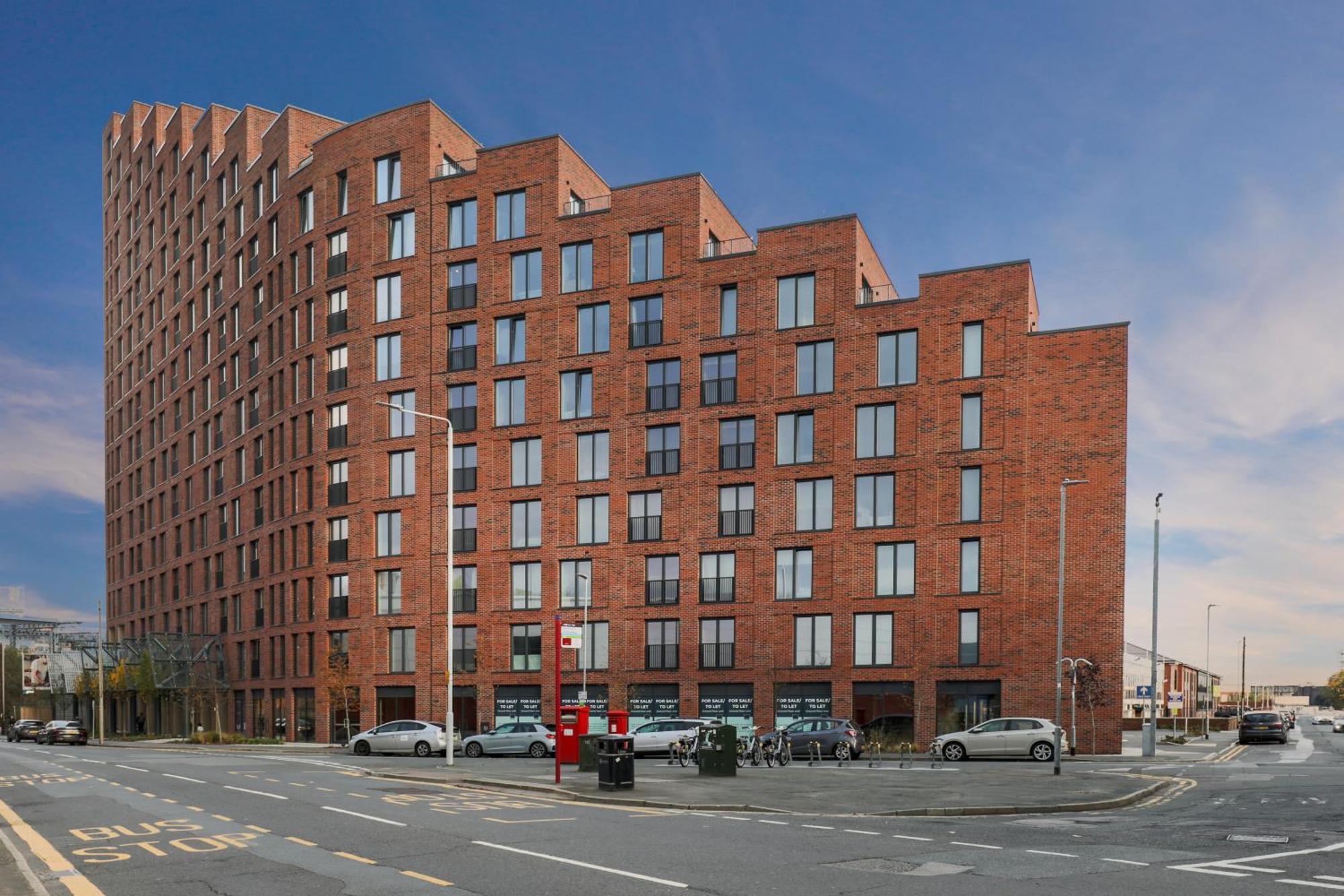 Springwell Suite - City Centre - Balcony & Pool Table - 3 Bed Leeds  Exterior photo